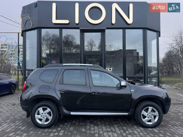 Черный Рено Дастер, объемом двигателя 1.6 л и пробегом 27 тыс. км за 11499 $, фото 3 на Automoto.ua