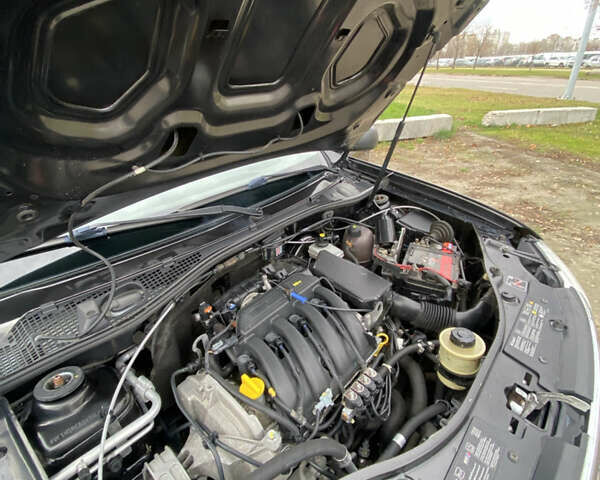 Чорний Рено Дастер, об'ємом двигуна 1.6 л та пробігом 283 тис. км за 6800 $, фото 17 на Automoto.ua