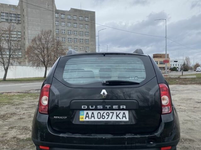 Черный Рено Дастер, объемом двигателя 1.6 л и пробегом 282 тыс. км за 6800 $, фото 5 на Automoto.ua