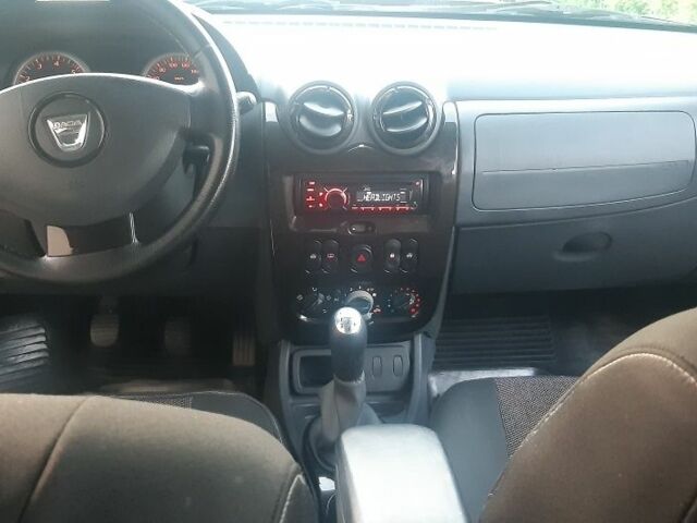 Черный Рено Дастер, объемом двигателя 1.5 л и пробегом 194 тыс. км за 8450 $, фото 8 на Automoto.ua