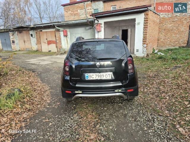 Черный Рено Дастер, объемом двигателя 1.6 л и пробегом 94 тыс. км за 8900 $, фото 4 на Automoto.ua