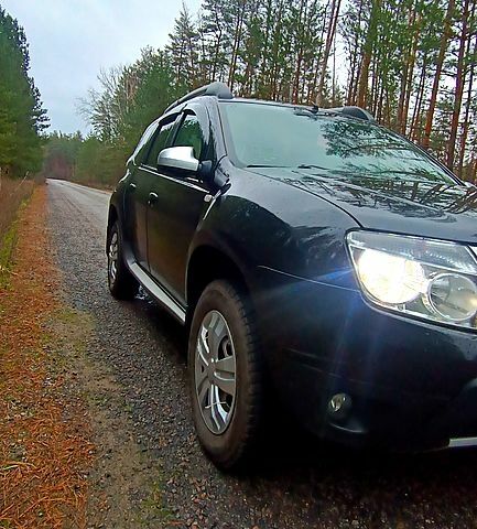 Чорний Рено Дастер, об'ємом двигуна 2 л та пробігом 169 тис. км за 8800 $, фото 2 на Automoto.ua