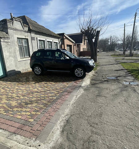 Черный Рено Дастер, объемом двигателя 1.6 л и пробегом 84 тыс. км за 9000 $, фото 4 на Automoto.ua