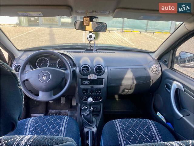Чорний Рено Дастер, об'ємом двигуна 1.6 л та пробігом 95 тис. км за 10500 $, фото 1 на Automoto.ua