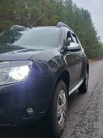 Черный Рено Дастер, объемом двигателя 2 л и пробегом 169 тыс. км за 9500 $, фото 1 на Automoto.ua