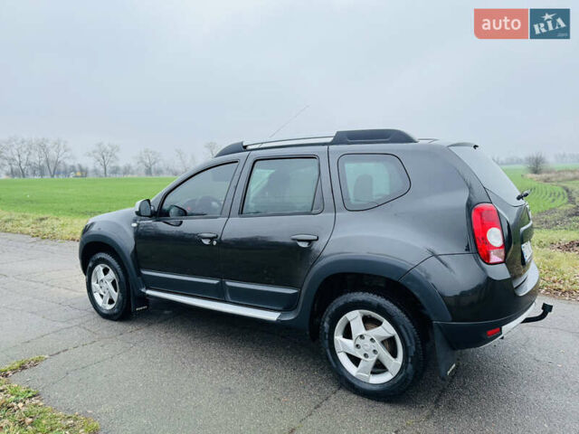 Черный Рено Дастер, объемом двигателя 1.5 л и пробегом 73 тыс. км за 12300 $, фото 5 на Automoto.ua