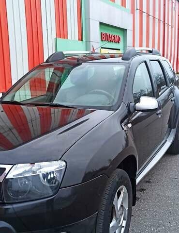 Черный Рено Дастер, объемом двигателя 2 л и пробегом 223 тыс. км за 10500 $, фото 4 на Automoto.ua