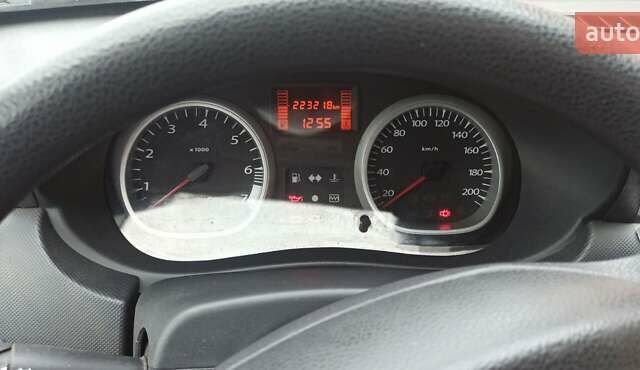 Черный Рено Дастер, объемом двигателя 2 л и пробегом 223 тыс. км за 10500 $, фото 12 на Automoto.ua