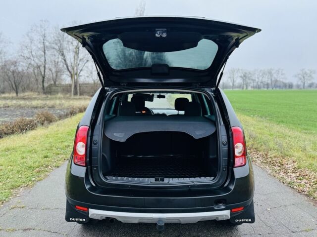 Чорний Рено Дастер, об'ємом двигуна 1.5 л та пробігом 73 тис. км за 12300 $, фото 12 на Automoto.ua