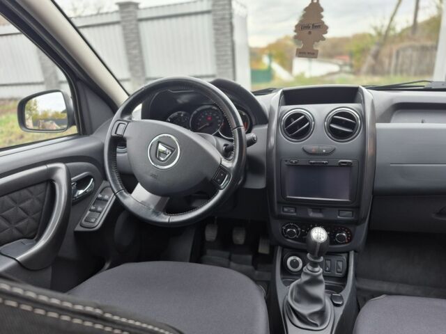 Чорний Рено Дастер, об'ємом двигуна 1.6 л та пробігом 71 тис. км за 11750 $, фото 17 на Automoto.ua