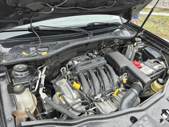 Чорний Рено Дастер, об'ємом двигуна 1.6 л та пробігом 71 тис. км за 11750 $, фото 19 на Automoto.ua