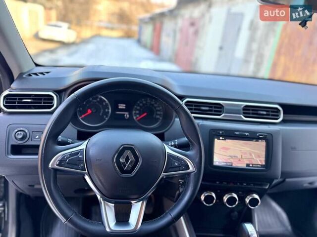 Черный Рено Дастер, объемом двигателя 1.5 л и пробегом 111 тыс. км за 15399 $, фото 28 на Automoto.ua