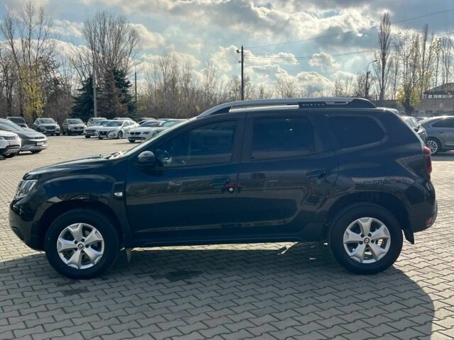 Черный Рено Дастер, объемом двигателя 1.5 л и пробегом 89 тыс. км за 15999 $, фото 3 на Automoto.ua