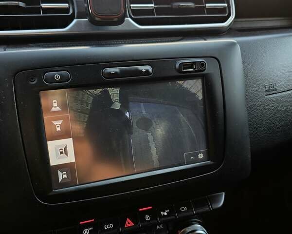 Черный Рено Дастер, объемом двигателя 1.46 л и пробегом 97 тыс. км за 15999 $, фото 47 на Automoto.ua