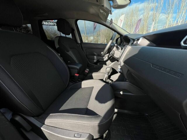 Черный Рено Дастер, объемом двигателя 1.5 л и пробегом 89 тыс. км за 15999 $, фото 17 на Automoto.ua