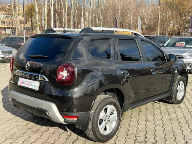 Черный Рено Дастер, объемом двигателя 1.5 л и пробегом 89 тыс. км за 15999 $, фото 6 на Automoto.ua