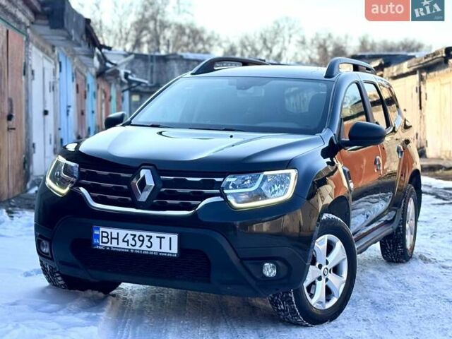 Черный Рено Дастер, объемом двигателя 1.5 л и пробегом 111 тыс. км за 15399 $, фото 66 на Automoto.ua