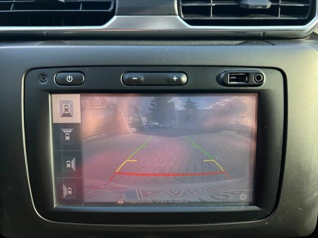 Черный Рено Дастер, объемом двигателя 1.5 л и пробегом 89 тыс. км за 15999 $, фото 9 на Automoto.ua