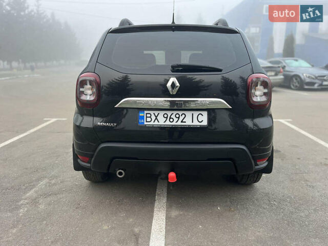 Черный Рено Дастер, объемом двигателя 1.5 л и пробегом 77 тыс. км за 15400 $, фото 18 на Automoto.ua