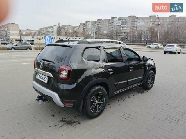 Черный Рено Дастер, объемом двигателя 1.6 л и пробегом 50 тыс. км за 15400 $, фото 3 на Automoto.ua