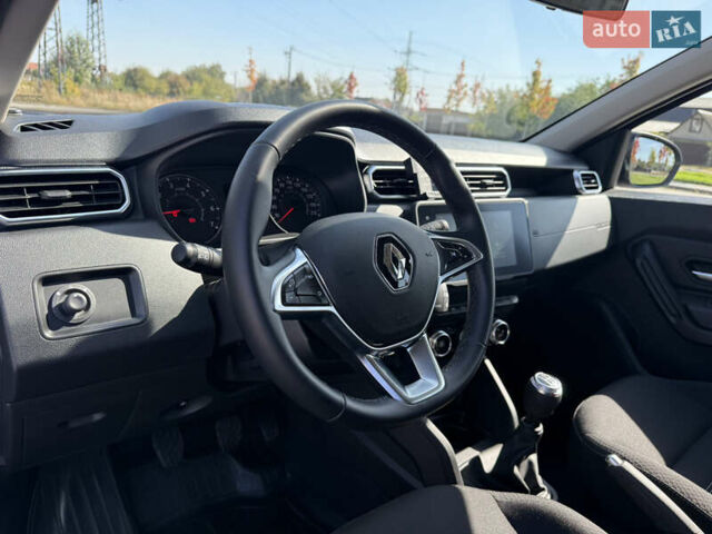 Черный Рено Дастер, объемом двигателя 1.6 л и пробегом 22 тыс. км за 17250 $, фото 14 на Automoto.ua