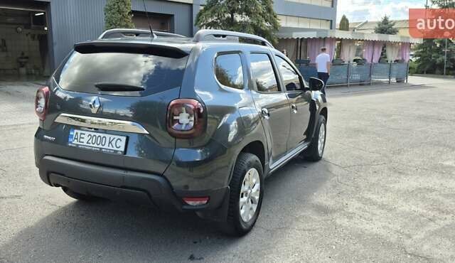 Чорний Рено Дастер, об'ємом двигуна 1.5 л та пробігом 151 тис. км за 17500 $, фото 5 на Automoto.ua