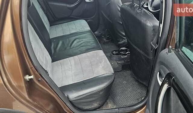 Коричневый Рено Дастер, объемом двигателя 1.6 л и пробегом 213 тыс. км за 11000 $, фото 8 на Automoto.ua