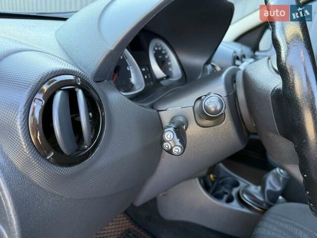 Рено Дастер 2010 в Борисполе на Automoto.ua Коричневый Рено Дастер, объемом двигателя 0 л и пробегом 180 тыс. км за 8200 $, фото 54 на Automoto.ua