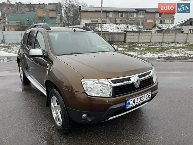 Коричневый Рено Дастер, объемом двигателя 1.6 л и пробегом 113 тыс. км за 9850 $, фото 18 на Automoto.ua