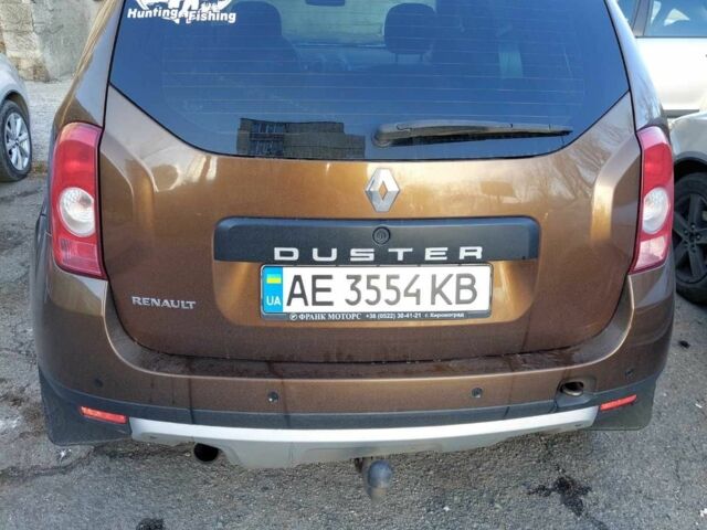 Рено Дастер 2012 у Кам'янське (Дніпродзержинськ) на Automoto.ua Коричневий Рено Дастер, об'ємом двигуна 1.6 л та пробігом 122 тис. км за 7700 $, фото 1 на Automoto.ua