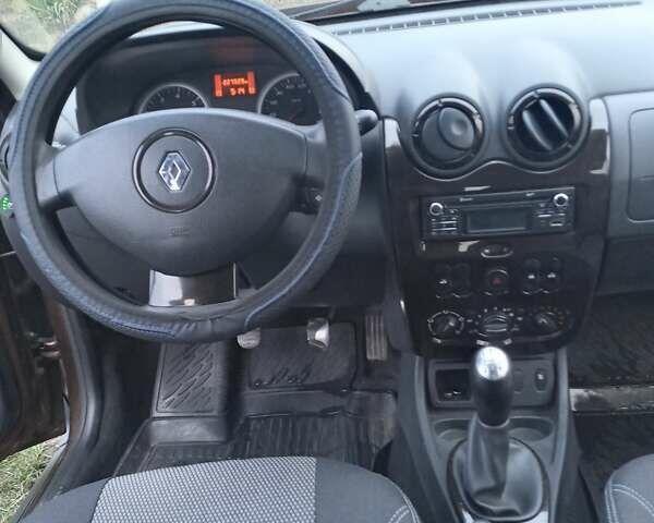 Коричневый Рено Дастер, объемом двигателя 1.6 л и пробегом 230 тыс. км за 7000 $, фото 5 на Automoto.ua