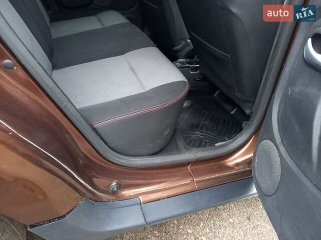 Коричневый Рено Дастер, объемом двигателя 1.46 л и пробегом 188 тыс. км за 9200 $, фото 16 на Automoto.ua