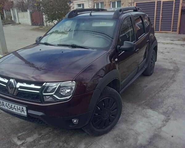 Коричневый Рено Дастер, объемом двигателя 1.6 л и пробегом 101 тыс. км за 11800 $, фото 1 на Automoto.ua