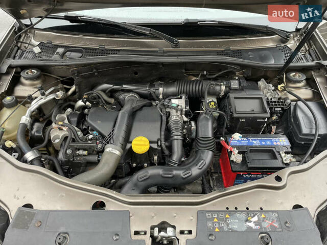 Коричневый Рено Дастер, объемом двигателя 1.46 л и пробегом 198 тыс. км за 9500 $, фото 8 на Automoto.ua