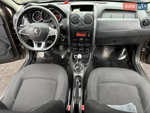Коричневий Рено Дастер, об'ємом двигуна 1.6 л та пробігом 180 тис. км за 9999 $, фото 9 на Automoto.ua