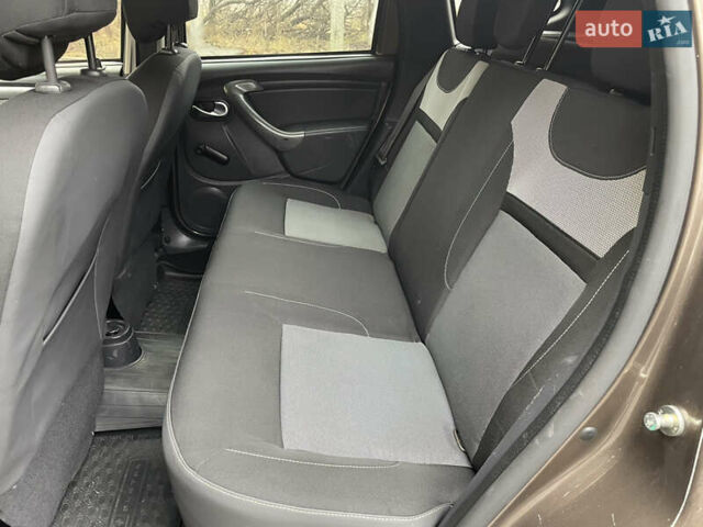 Коричневый Рено Дастер, объемом двигателя 1.46 л и пробегом 198 тыс. км за 9500 $, фото 11 на Automoto.ua