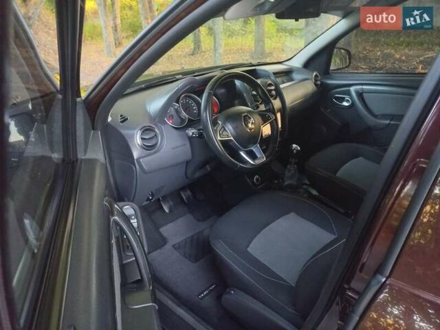 Коричневий Рено Дастер, об'ємом двигуна 1.6 л та пробігом 87 тис. км за 15300 $, фото 5 на Automoto.ua