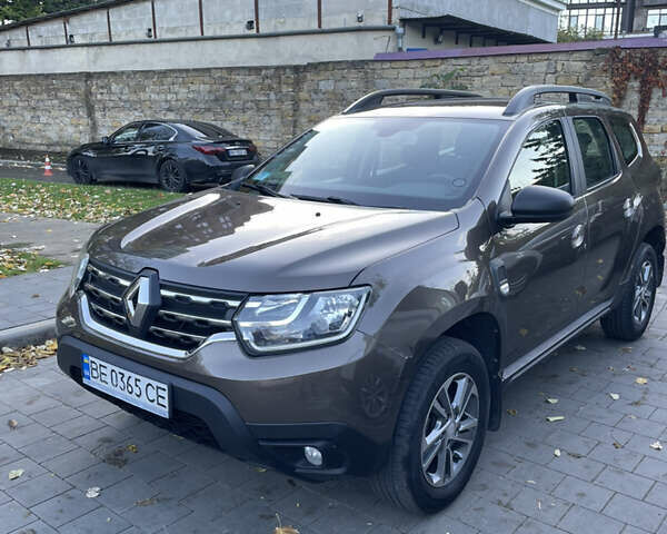 Коричневый Рено Дастер, объемом двигателя 1.6 л и пробегом 45 тыс. км за 14900 $, фото 2 на Automoto.ua