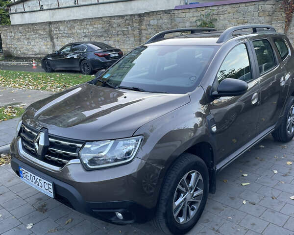 Коричневый Рено Дастер, объемом двигателя 1.6 л и пробегом 45 тыс. км за 14900 $, фото 1 на Automoto.ua