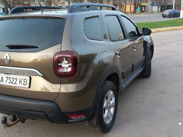 Коричневый Рено Дастер, объемом двигателя 1.6 л и пробегом 145 тыс. км за 15000 $, фото 6 на Automoto.ua