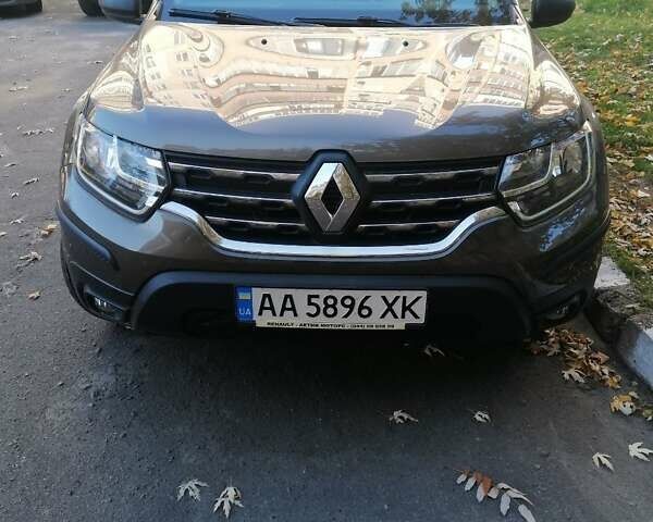 Коричневый Рено Дастер, объемом двигателя 1.6 л и пробегом 9 тыс. км за 18000 $, фото 3 на Automoto.ua