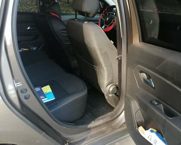 Коричневый Рено Дастер, объемом двигателя 1.6 л и пробегом 9 тыс. км за 18000 $, фото 15 на Automoto.ua