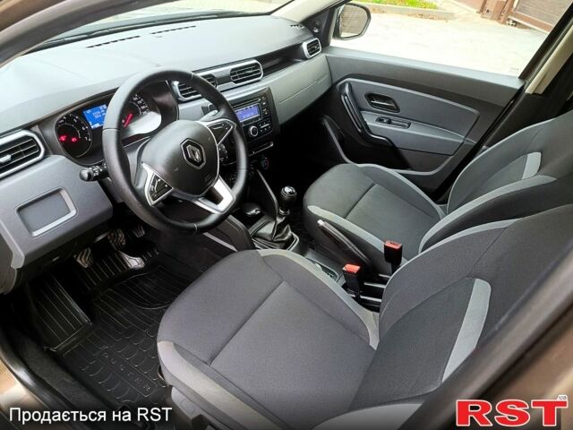 Коричневый Рено Дастер, объемом двигателя 1.6 л и пробегом 23 тыс. км за 16500 $, фото 8 на Automoto.ua