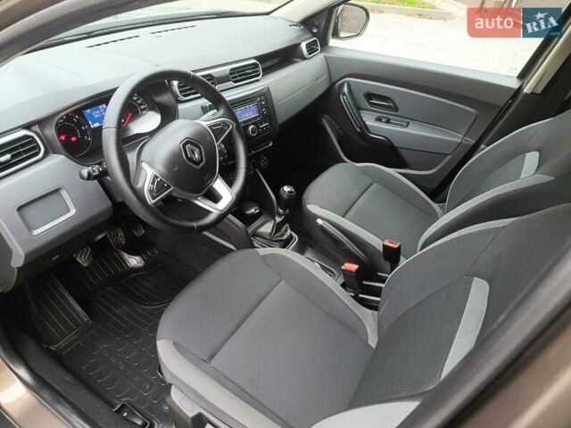 Коричневый Рено Дастер, объемом двигателя 1.6 л и пробегом 23 тыс. км за 16500 $, фото 30 на Automoto.ua