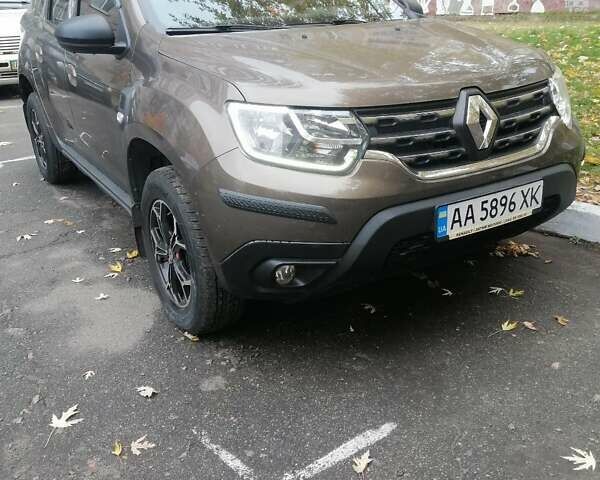 Коричневый Рено Дастер, объемом двигателя 1.6 л и пробегом 9 тыс. км за 18000 $, фото 26 на Automoto.ua