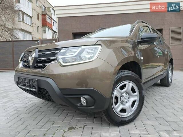 Коричневый Рено Дастер, объемом двигателя 1.6 л и пробегом 23 тыс. км за 16500 $, фото 2 на Automoto.ua