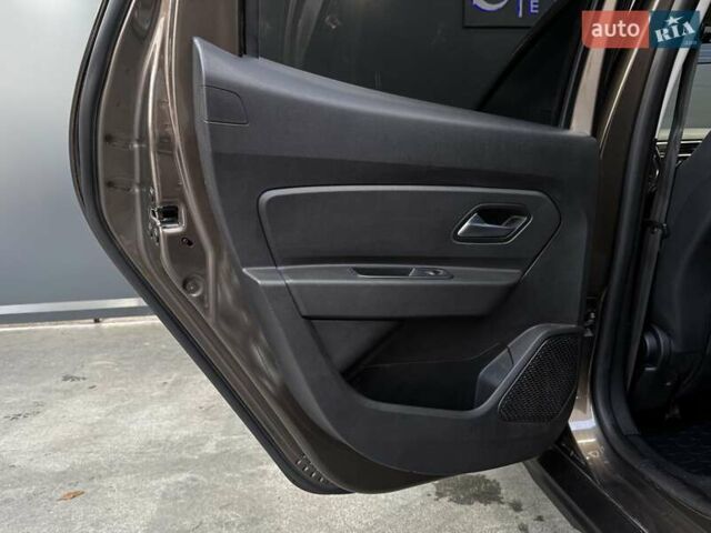 Коричневий Рено Дастер, об'ємом двигуна 1.5 л та пробігом 203 тис. км за 14500 $, фото 35 на Automoto.ua