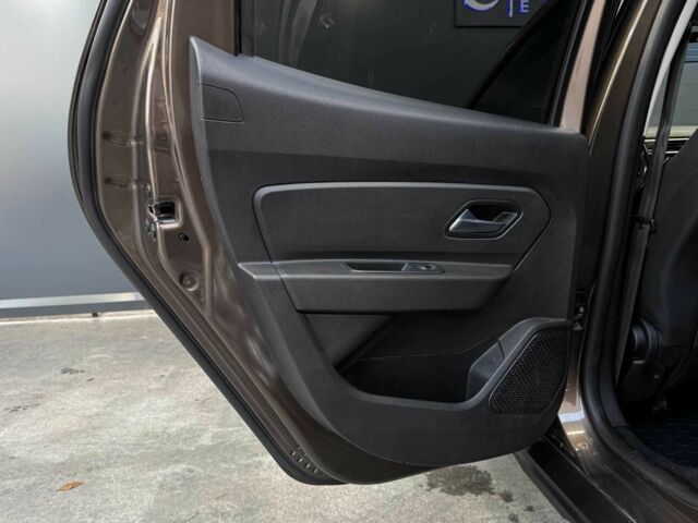 Коричневий Рено Дастер, об'ємом двигуна 1.5 л та пробігом 203 тис. км за 14000 $, фото 19 на Automoto.ua