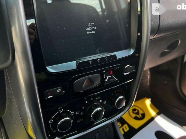 Рено Дастер, объемом двигателя 1.5 л и пробегом 208 тыс. км за 9700 $, фото 12 на Automoto.ua