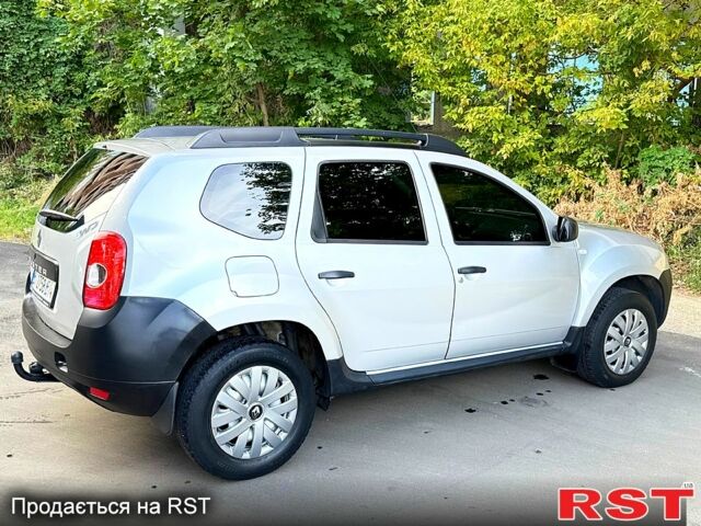 Рено Дастер, объемом двигателя 1.6 л и пробегом 175 тыс. км за 7000 $, фото 3 на Automoto.ua